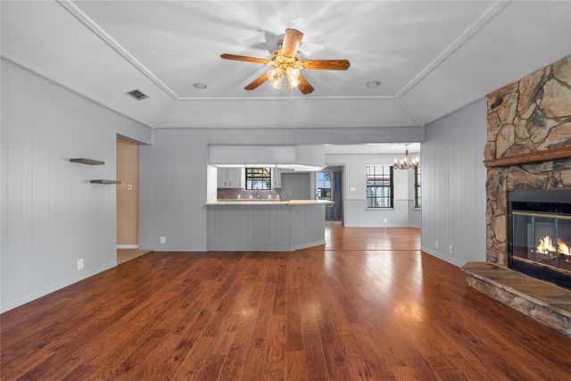 205 Murchison Street, Farmersville, TX 75442