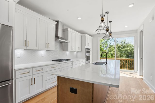 146 Mattoon Street, Charlotte, NC 28216