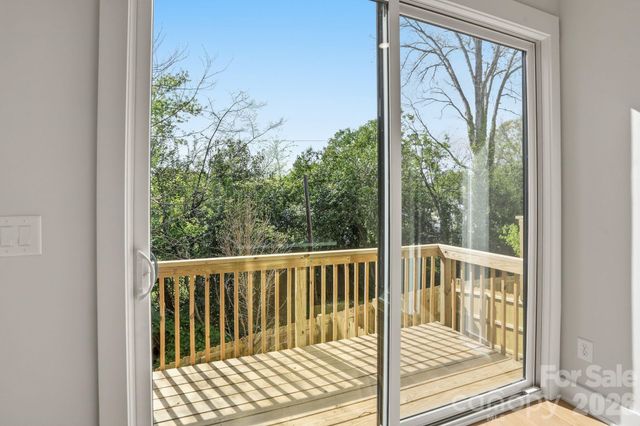 146 Mattoon Street, Charlotte, NC 28216