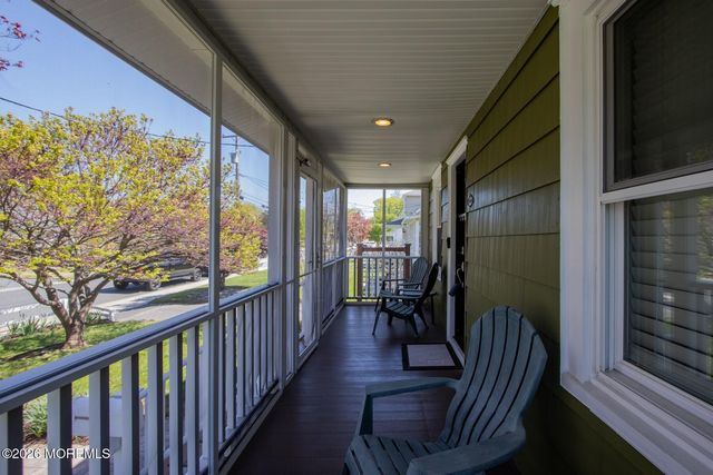 35 Academy Street, Farmingdale, NJ 07727