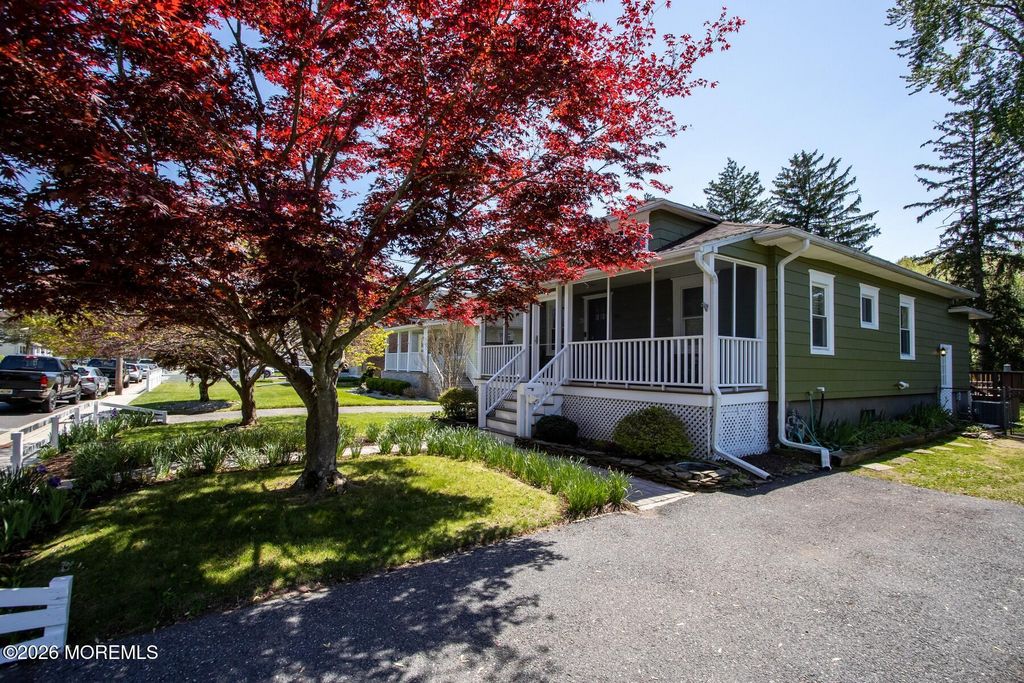 35 Academy Street, Farmingdale, NJ 07727