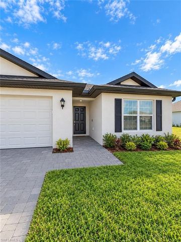 2216 NW Juanita PL, Cape Coral, FL 33993