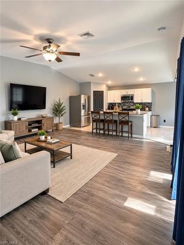 2216 NW Juanita PL, Cape Coral, FL 33993