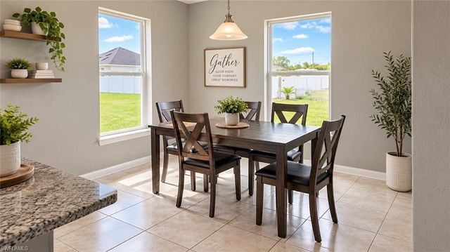2216 NW Juanita PL, Cape Coral, FL 33993