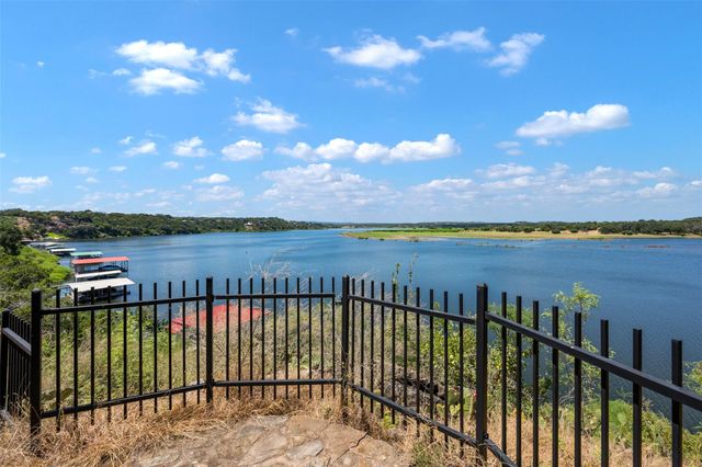 335 Harbor DR, Spicewood, TX 78669