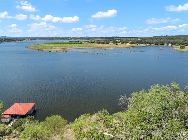 335 Harbor DR, Spicewood, TX 78669