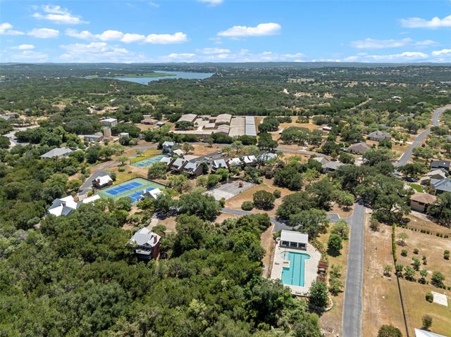 335 Harbor DR, Spicewood, TX 78669
