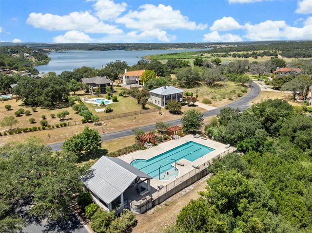 335 Harbor DR, Spicewood, TX 78669