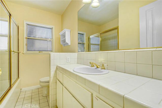 3264 N Lugo, San Bernardino, CA 92404