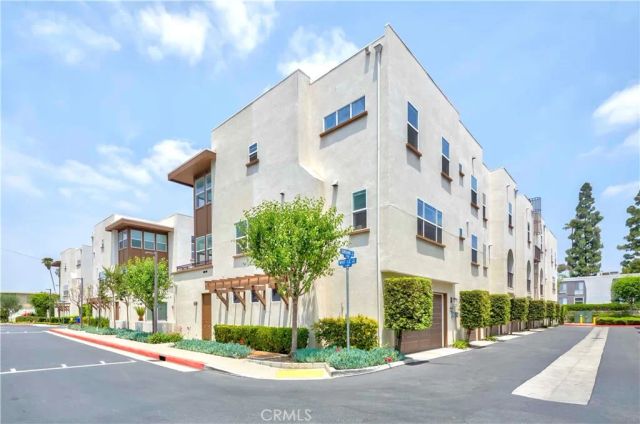 9213 Sunshine Place, Downey, CA 90240