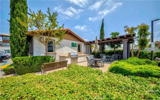 9213 Sunshine Place, Downey, CA 90240