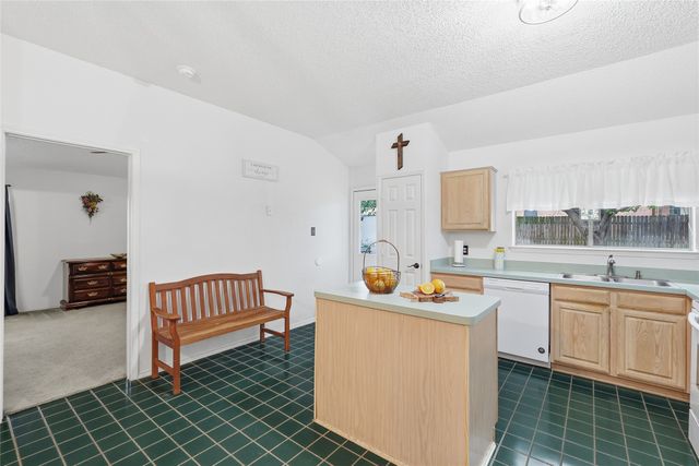 7716 Kelly Lynn Lane, Watauga, TX 76148