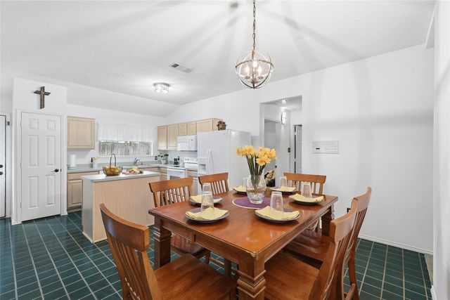 7716 Kelly Lynn Lane, Watauga, TX 76148