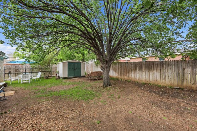 7716 Kelly Lynn Lane, Watauga, TX 76148