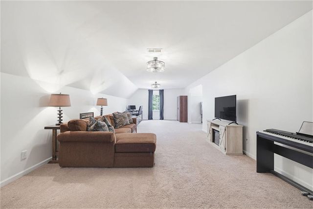 1210 Rowe Road, Woodstock, GA 30188