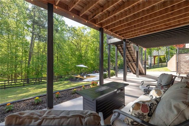 1210 Rowe Road, Woodstock, GA 30188