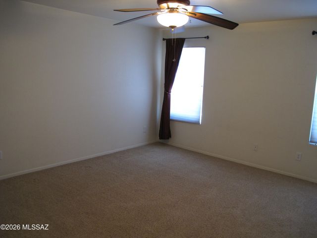 1292 W Calle Libro Del Retrato, Sahuarita, AZ 85629