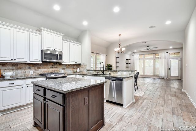 8610 Lajitas, San Antonio, TX 78254