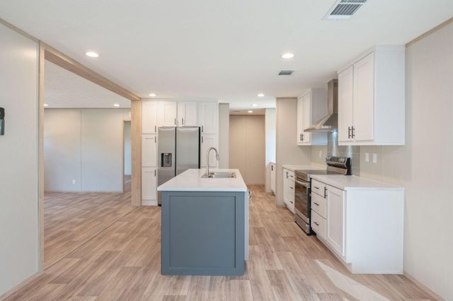 210 Amaryllis Lane, Defuniak Springs, FL 32433