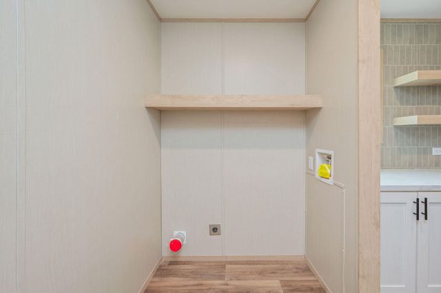 210 Amaryllis Lane, Defuniak Springs, FL 32433