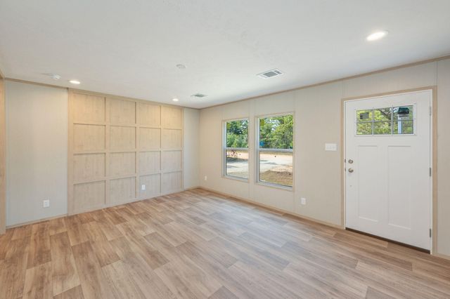 210 Amaryllis Lane, Defuniak Springs, FL 32433