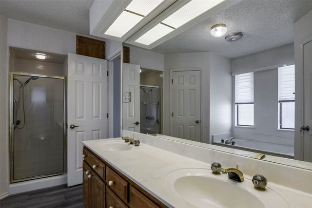 6111 Fern Meadow Road, Arlington, TX 76017