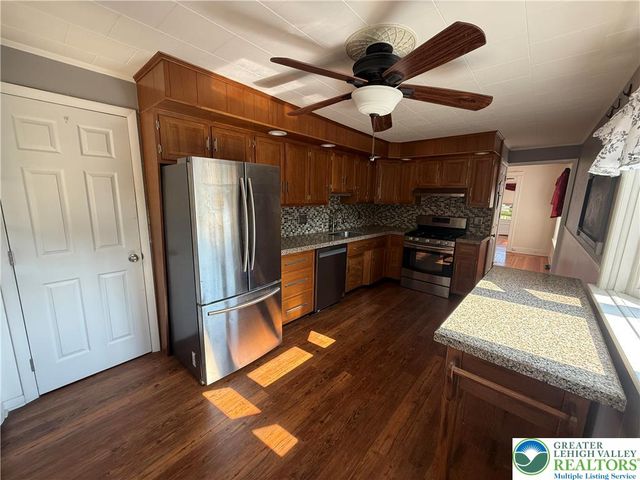 129 Penn Street, Hellertown Boro, PA 18055