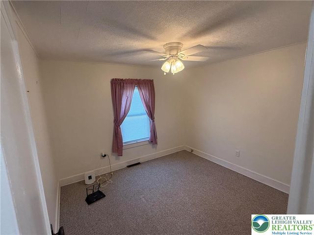 129 Penn Street, Hellertown Boro, PA 18055