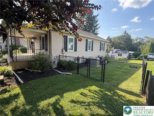 129 Penn Street, Hellertown Boro, PA 18055