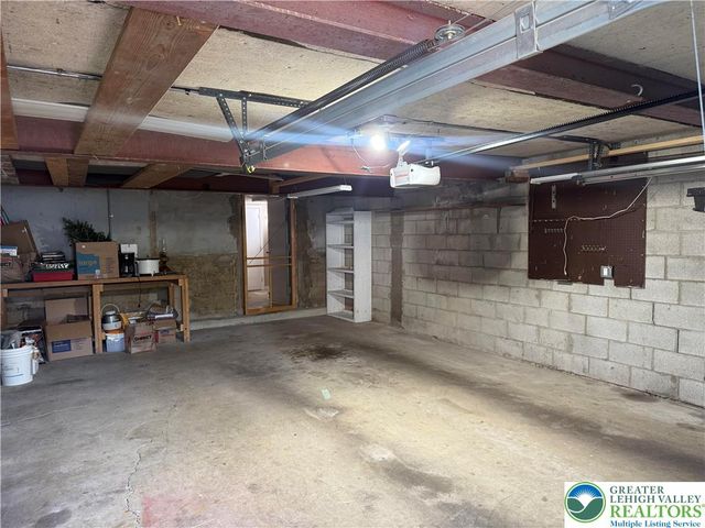 129 Penn Street, Hellertown Boro, PA 18055