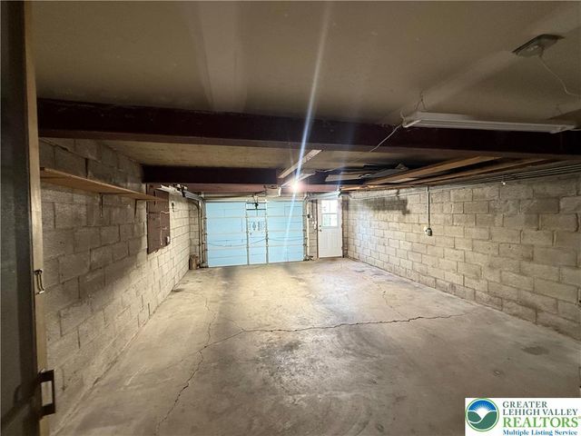 129 Penn Street, Hellertown Boro, PA 18055