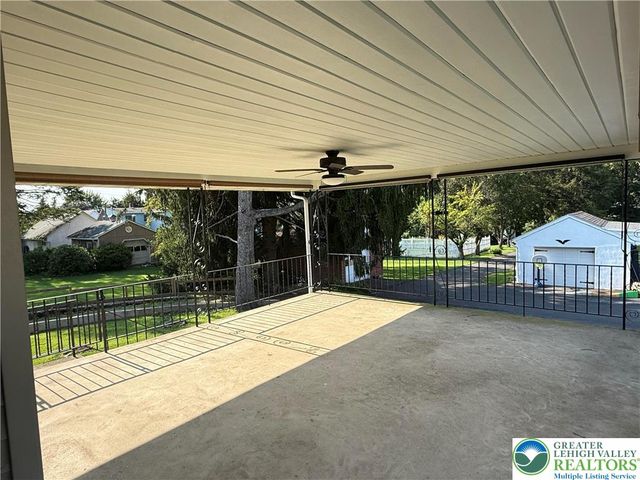 129 Penn Street, Hellertown Boro, PA 18055
