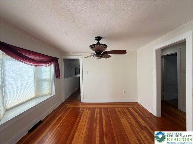 129 Penn Street, Hellertown Boro, PA 18055