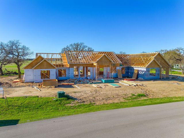 657 S Sugartree Drive, Lipan, TX 76462