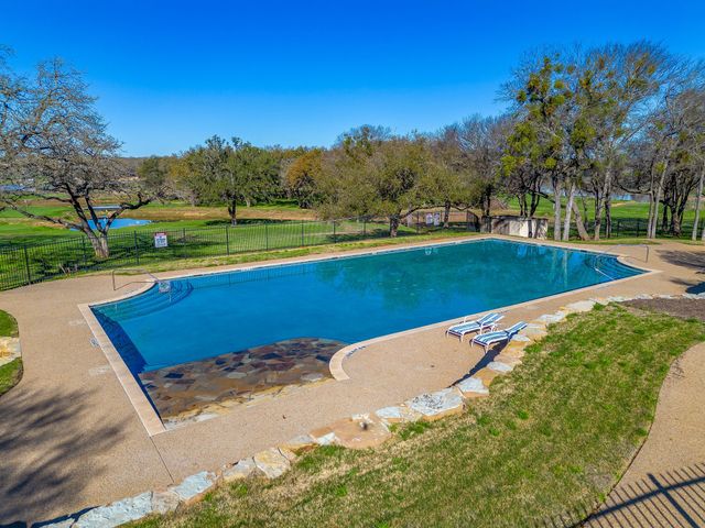657 S Sugartree Drive, Lipan, TX 76462