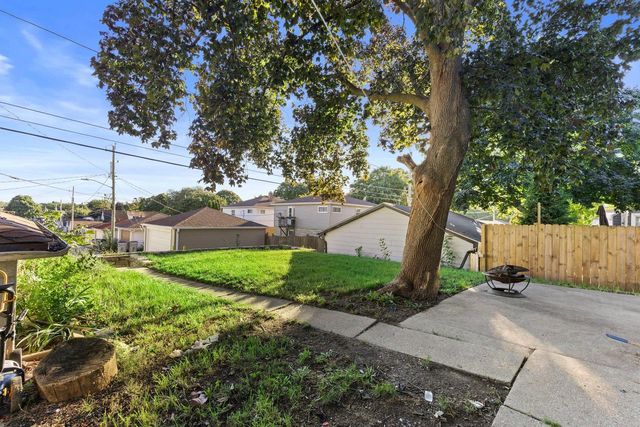 6215 W Arthur AVENUE, West Allis, WI 53219