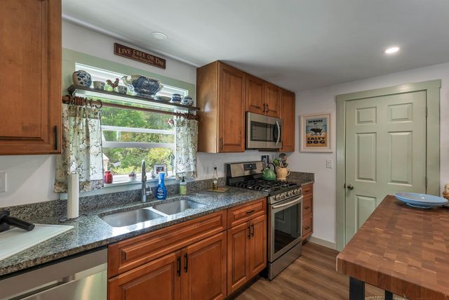 26 Howard Avenue, Northfield, NH 03276