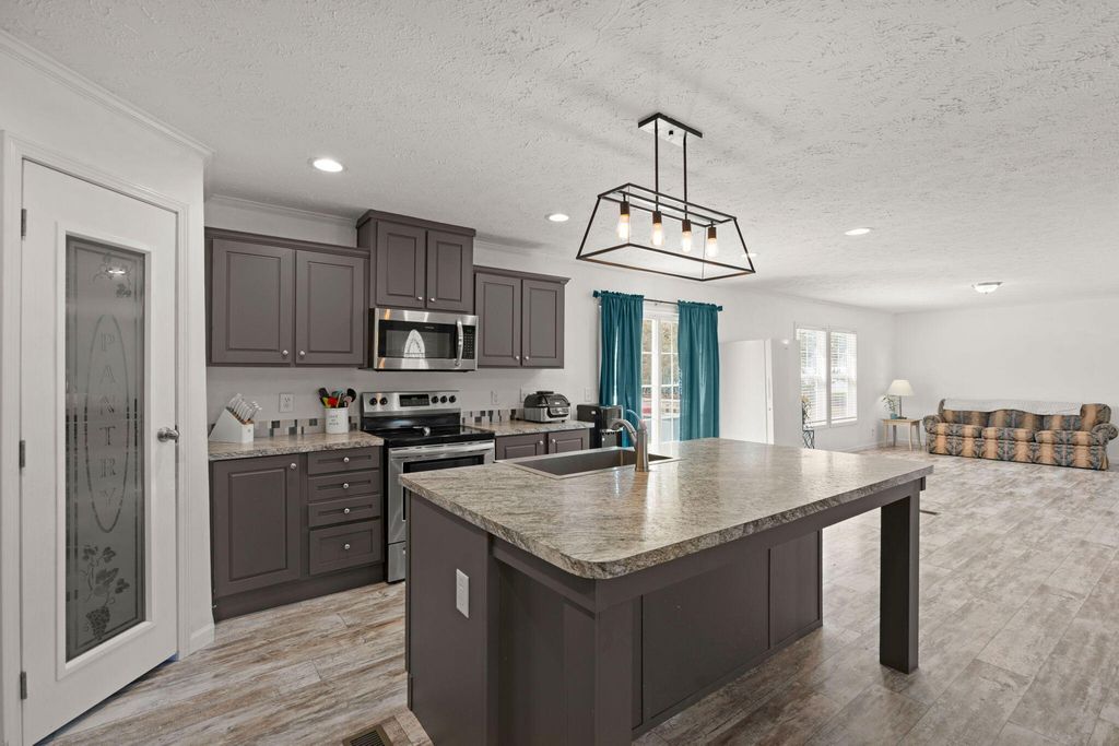 Image 10 of property listing at 217 Rolling Hills Trail, Ridgeville, SC 29472