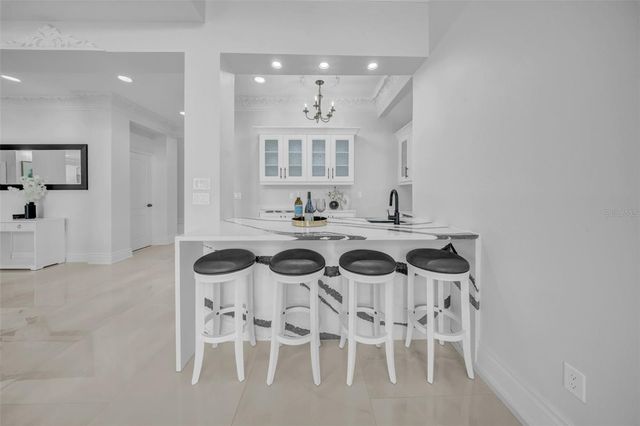 124 LEEWARD ISLAND, Clearwater Beach, FL 33767