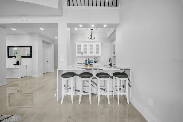 124 LEEWARD ISLAND, Clearwater Beach, FL 33767