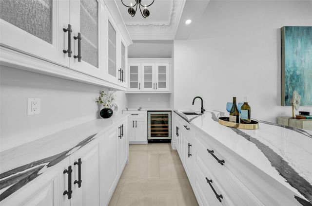 124 LEEWARD ISLAND, Clearwater Beach, FL 33767