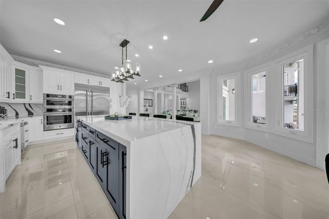 124 LEEWARD ISLAND, Clearwater Beach, FL 33767