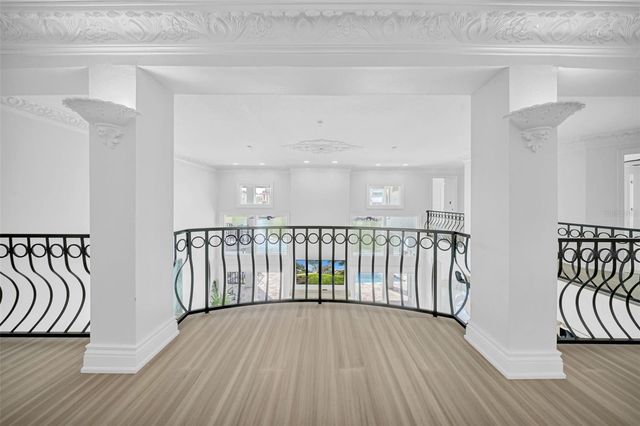 124 LEEWARD ISLAND, Clearwater Beach, FL 33767