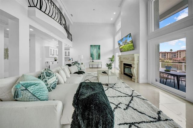 124 LEEWARD ISLAND, Clearwater Beach, FL 33767