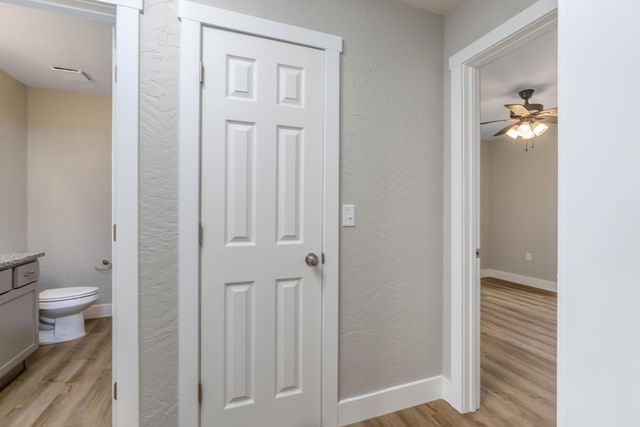 3740 W Riley Street, Bolivar, MO 65613