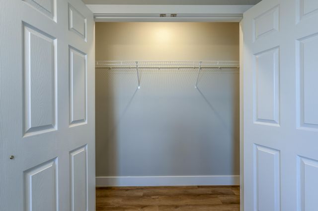 3740 W Riley Street, Bolivar, MO 65613