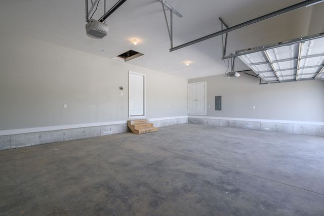 3740 W Riley Street, Bolivar, MO 65613