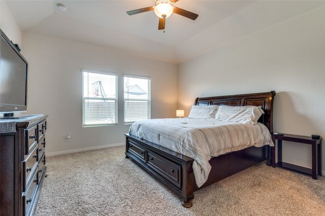 3409 Kingsgarden Road, Denton, TX 76207