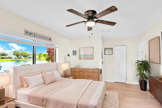 14592 Country Side Lane, Delray Beach, FL 33484