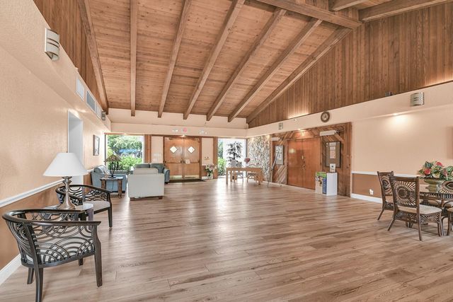 14592 Country Side Lane, Delray Beach, FL 33484